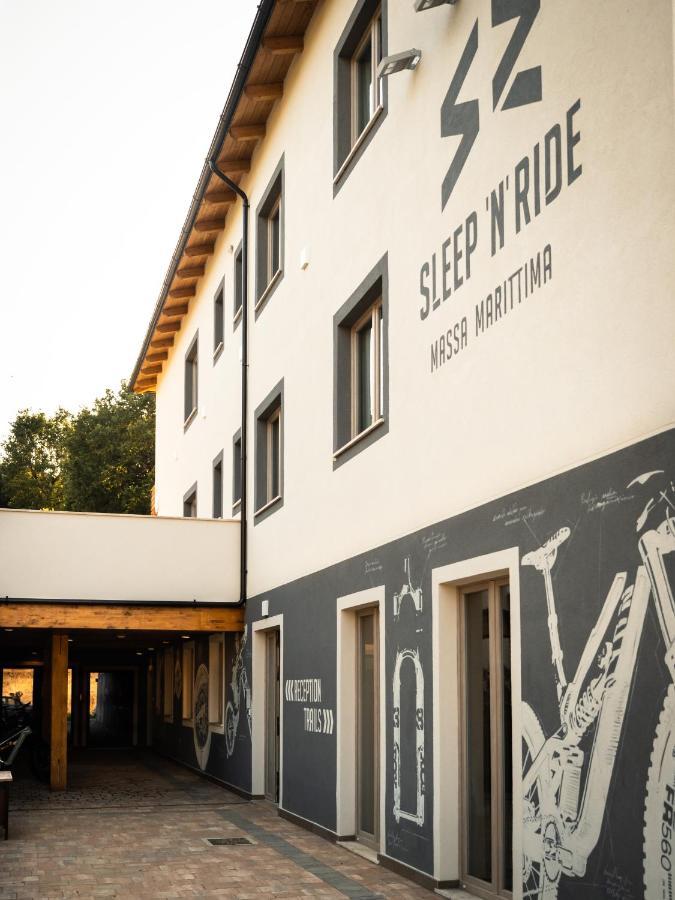 Hotel Sleep 'N' Ride Massa Marittima Exteriér fotografie